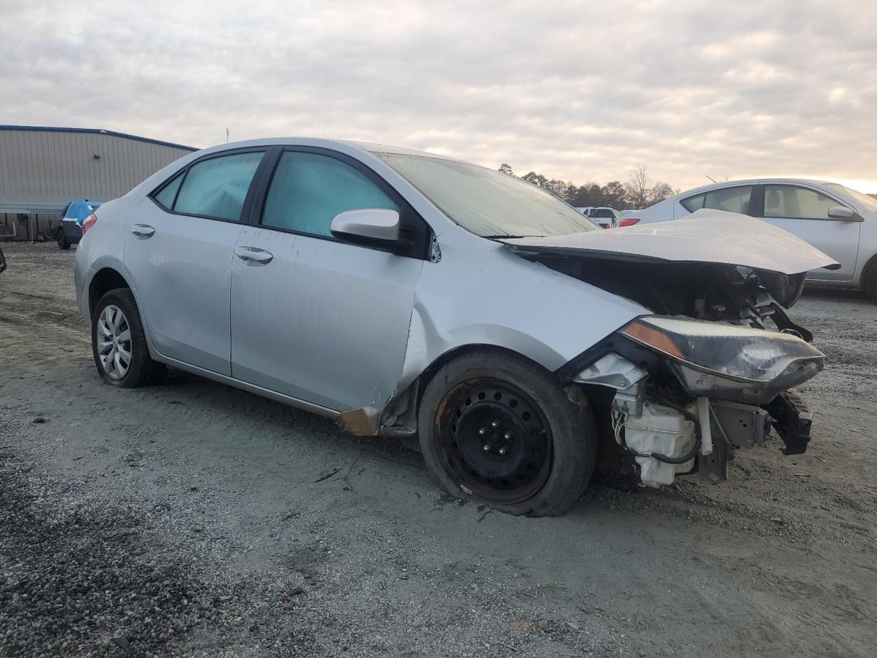 2015 TOYOTA COROLLA L photo 4