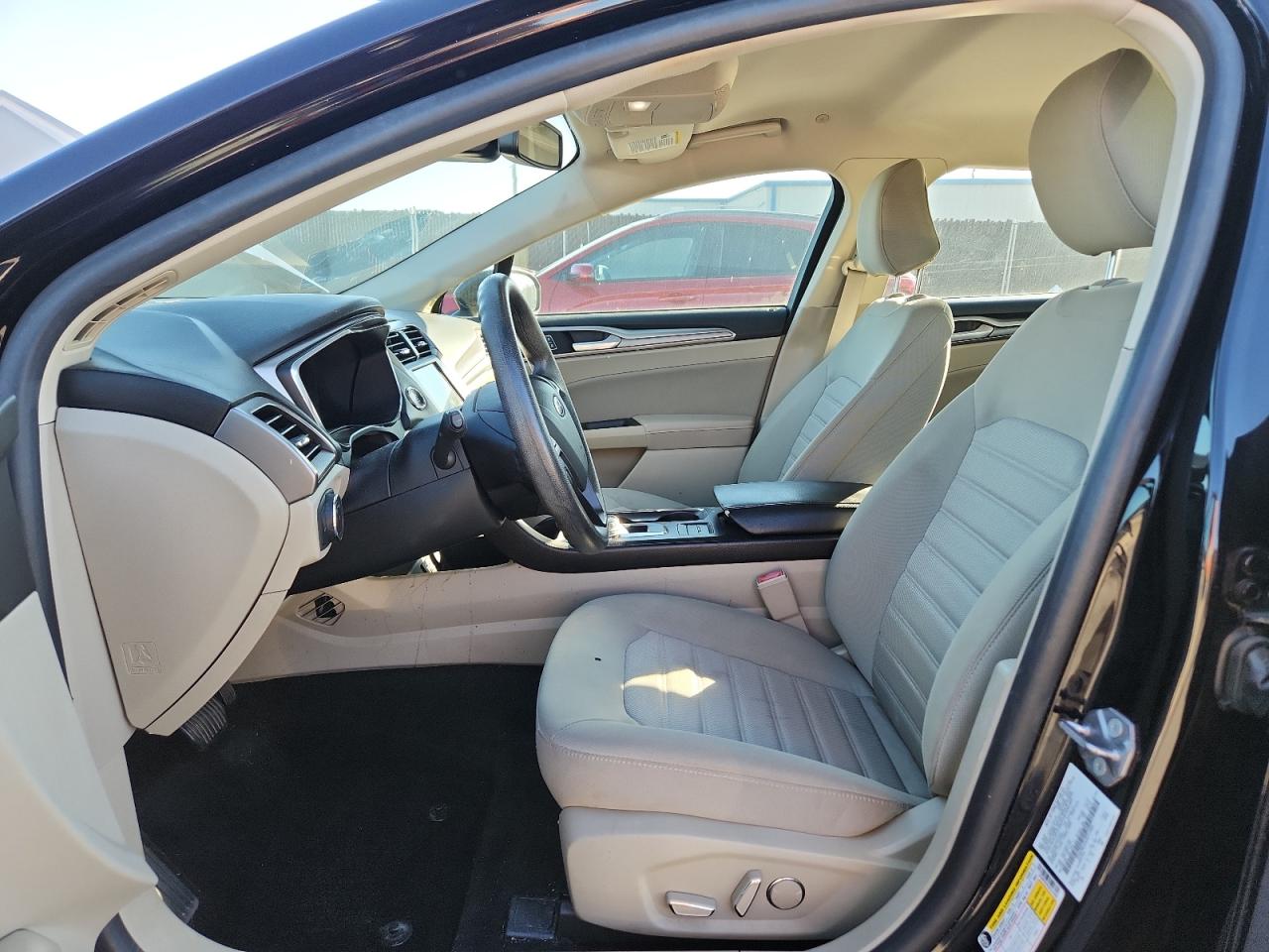 2020 FORD FUSION SE photo 7