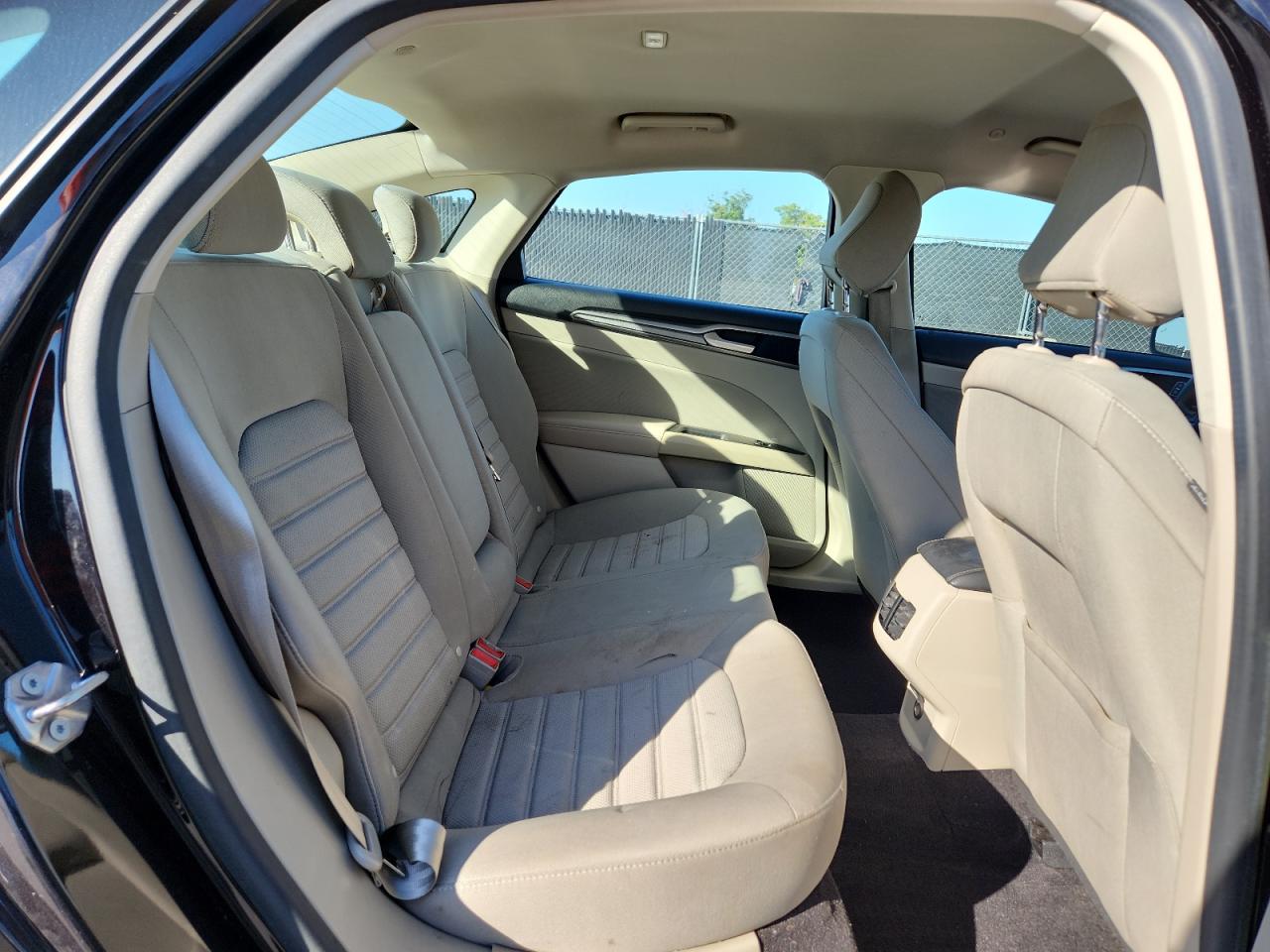 2020 FORD FUSION SE photo 10