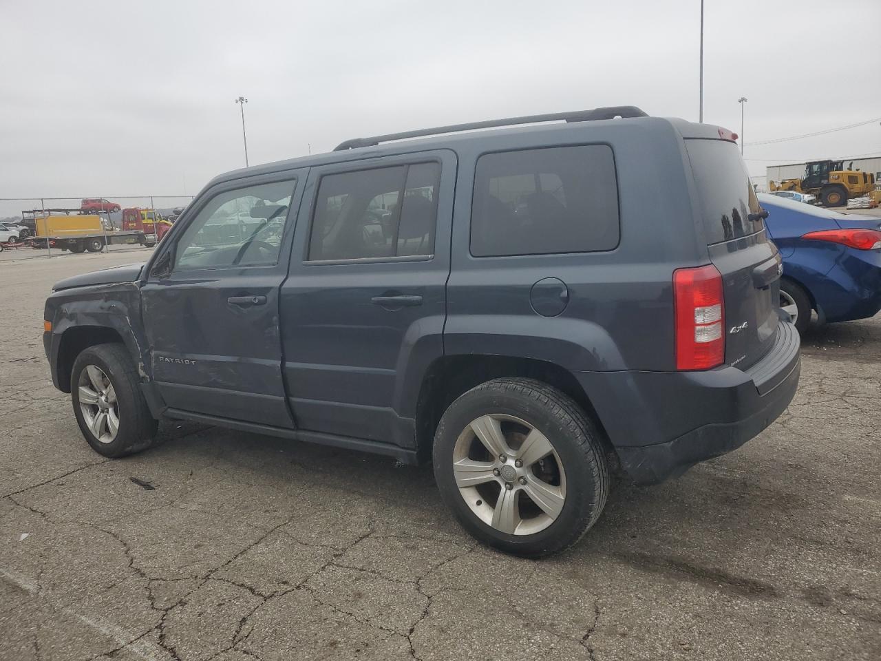 2014 JEEP PATRIOT LATITUDE photo 3