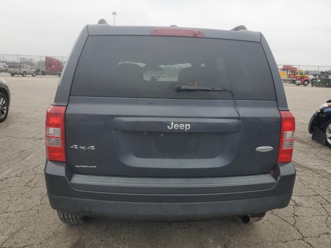 2014 JEEP PATRIOT LATITUDE photo 11