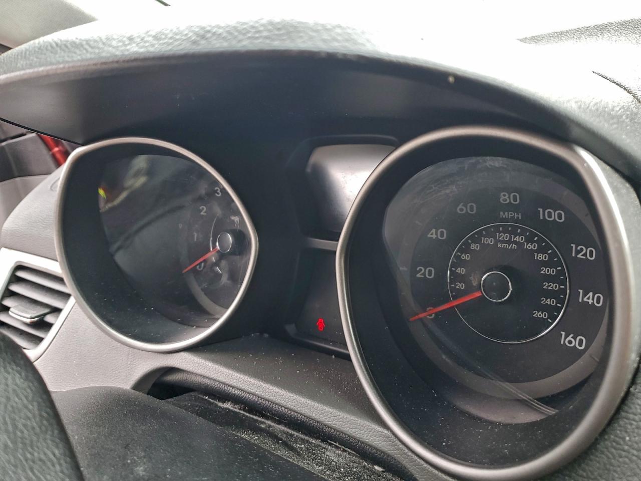 2015 HYUNDAI ELANTRA SE photo 9