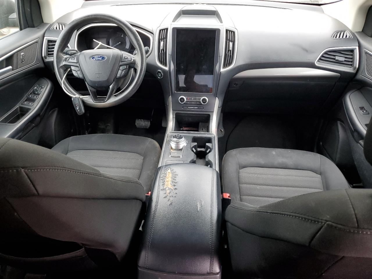 2021 FORD EDGE SE photo 8