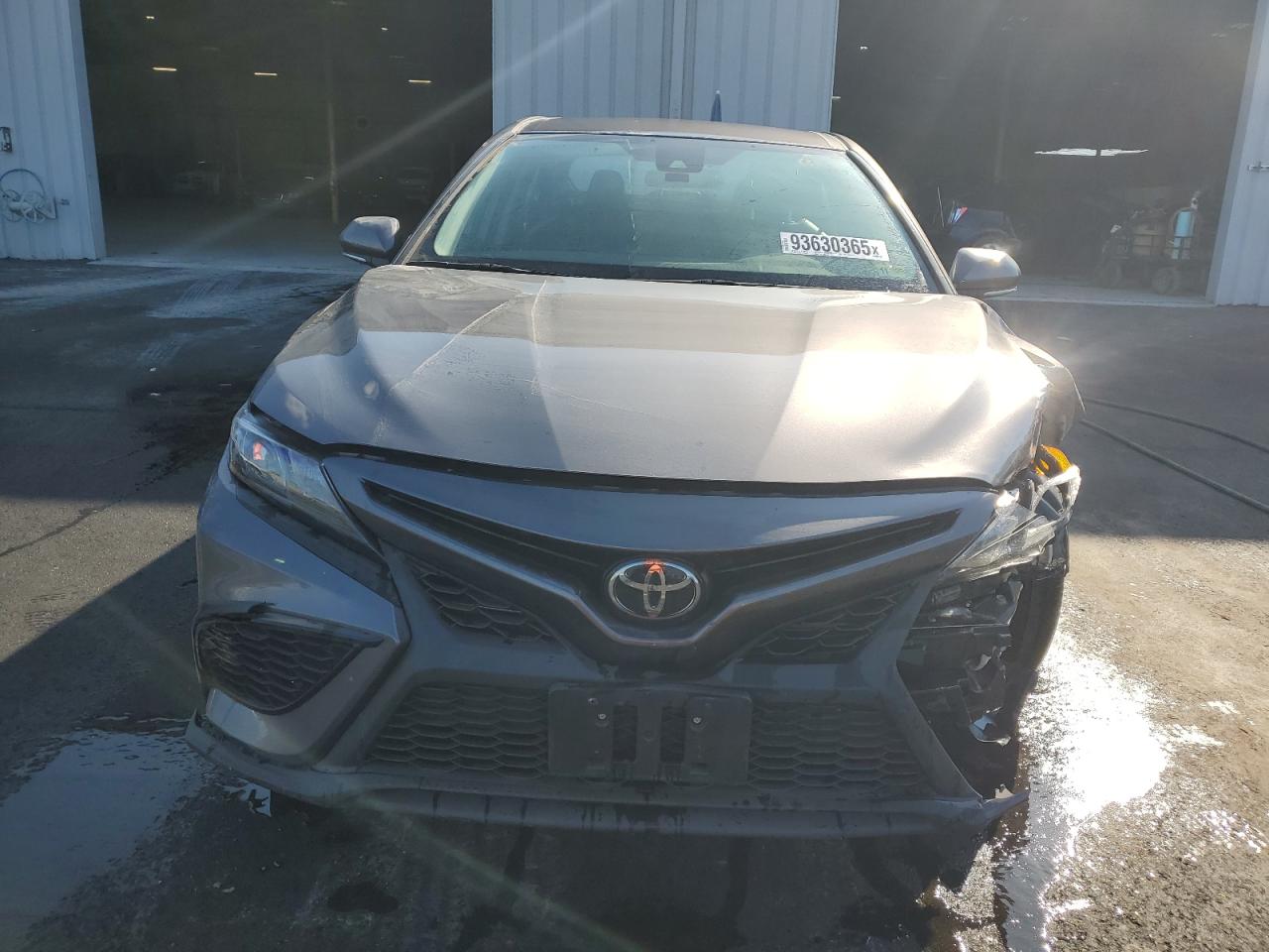 2024 TOYOTA CAMRY SE photo 5