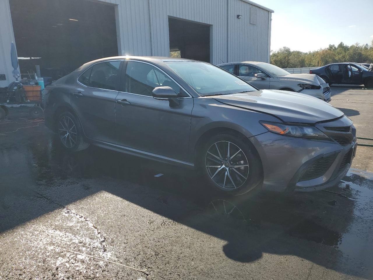 2024 TOYOTA CAMRY SE photo 4