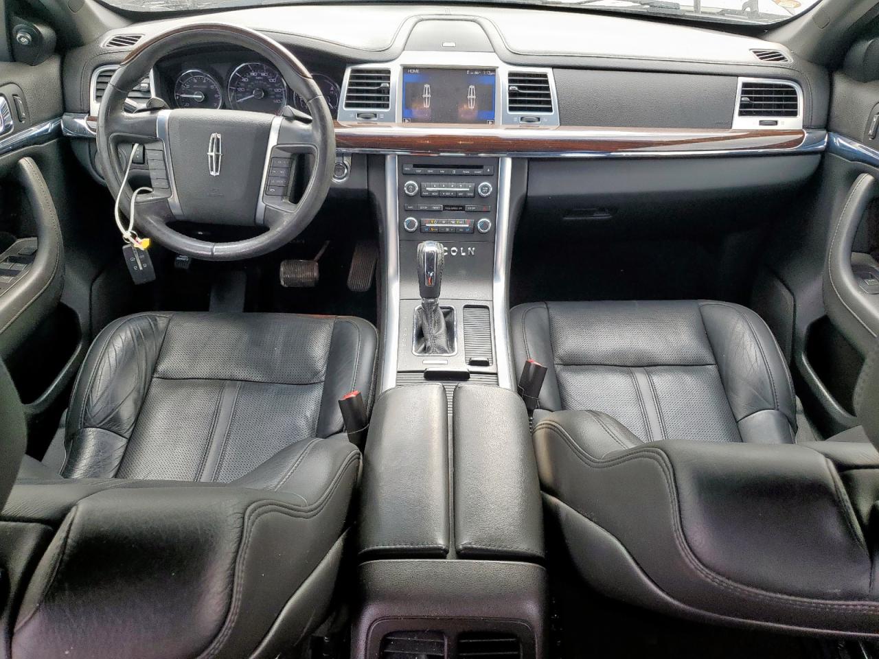 2011 LINCOLN MKS photo 8
