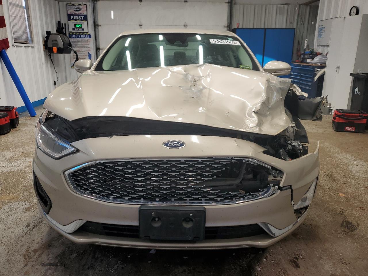 2019 FORD FUSION TITANIUM photo 5