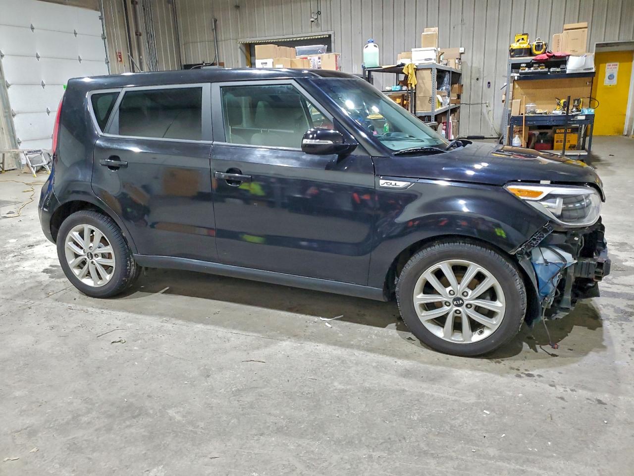 2017 KIA SOUL + photo 7