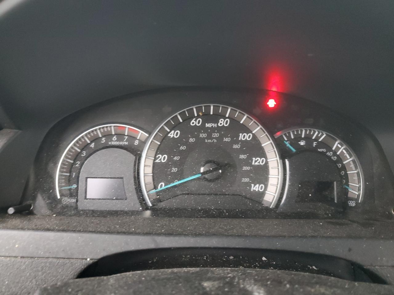 2012 TOYOTA CAMRY SE photo 9