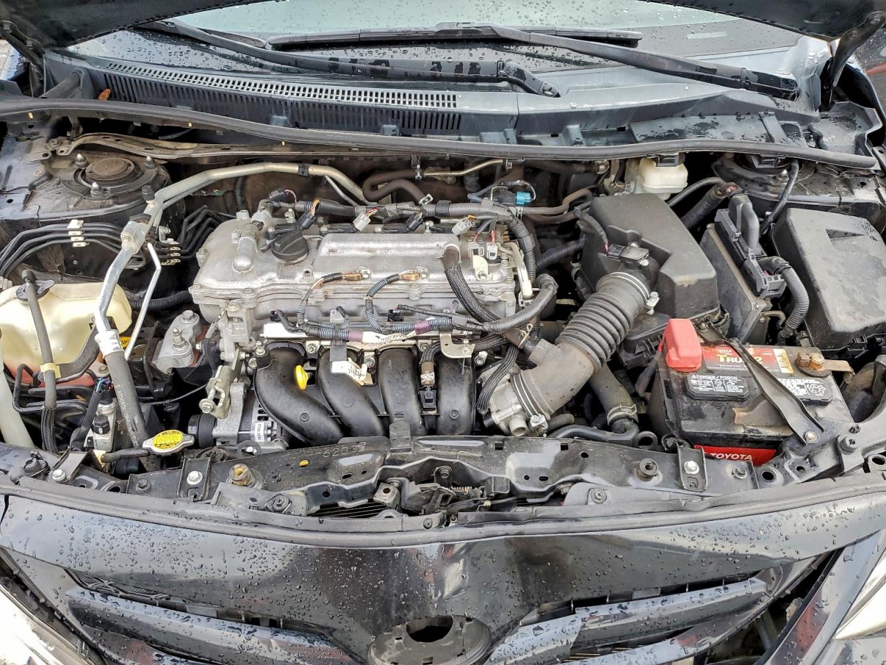 2013 TOYOTA COROLLA photo 21