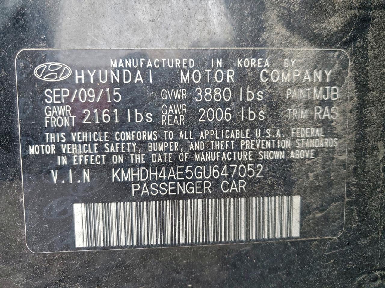 2016 HYUNDAI ELANTRA SE photo 12