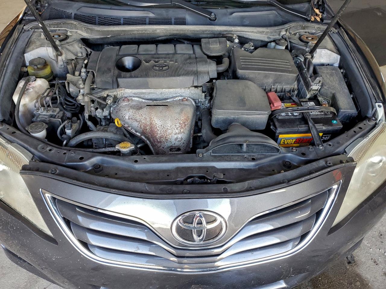 2011 TOYOTA CAMRY BASE photo 21