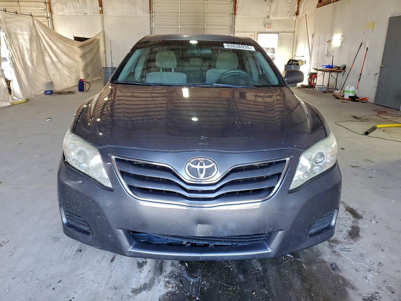 2011 TOYOTA CAMRY BASE photo 9
