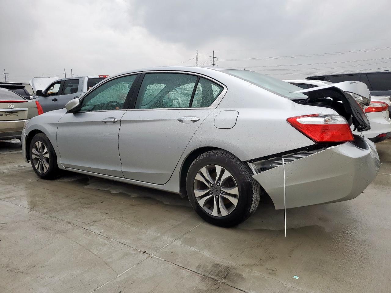 2013 HONDA ACCORD LX photo 2
