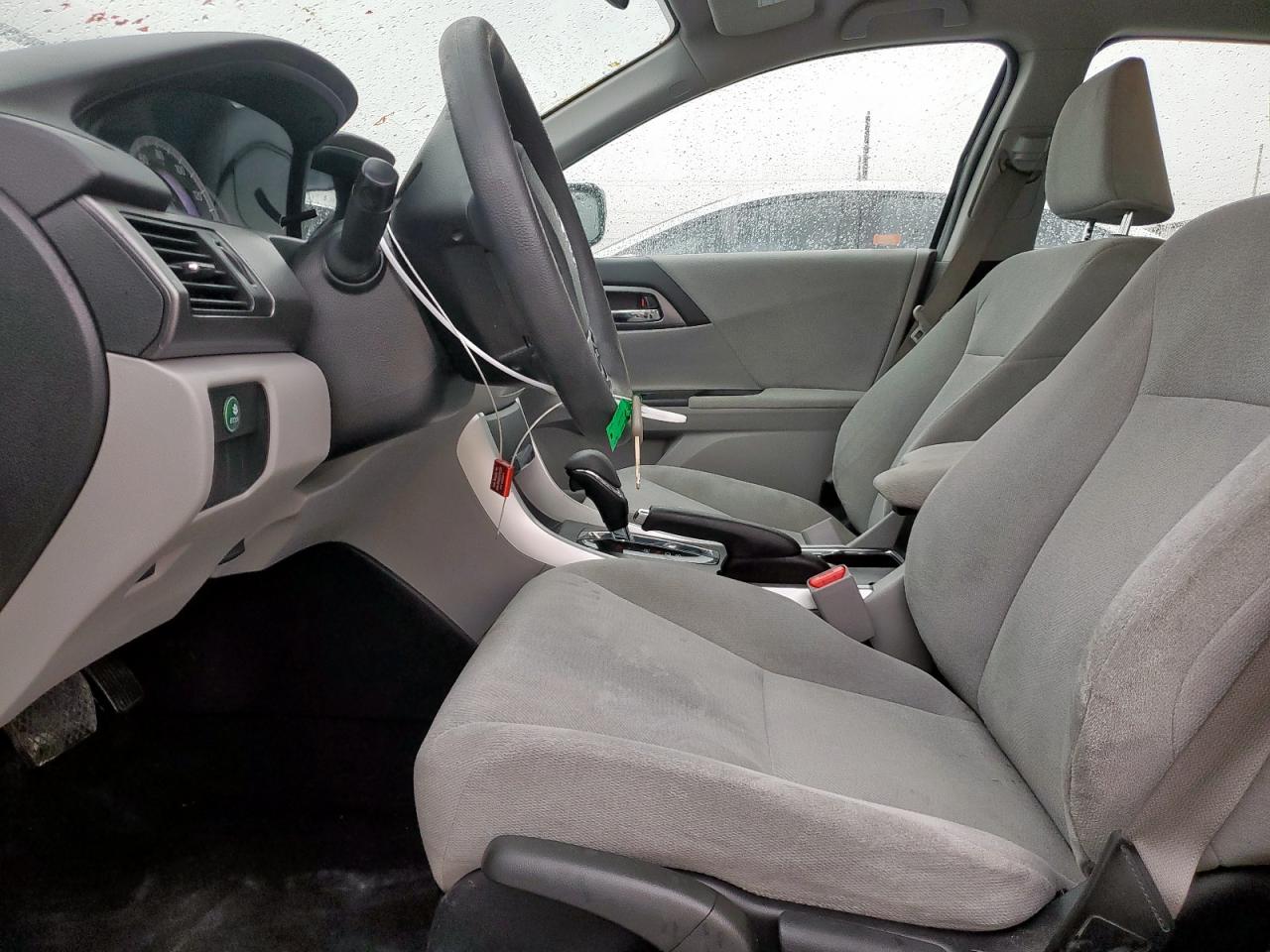 2013 HONDA ACCORD LX photo 7