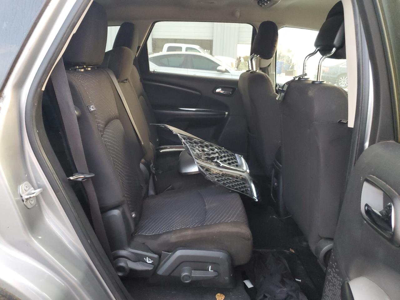 2015 DODGE JOURNEY SXT photo 31