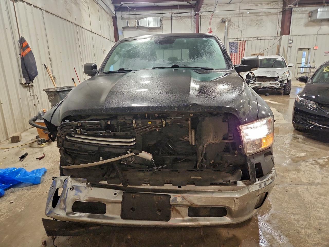 2019 RAM 1500 CLASSIC SLT photo 9