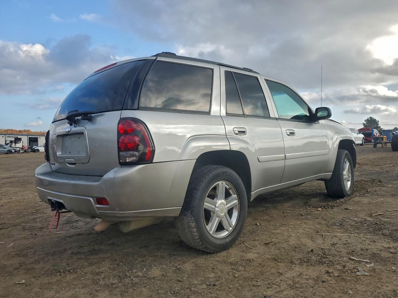 2008 CHEVROLET TRAILBLAZER LS photo 3