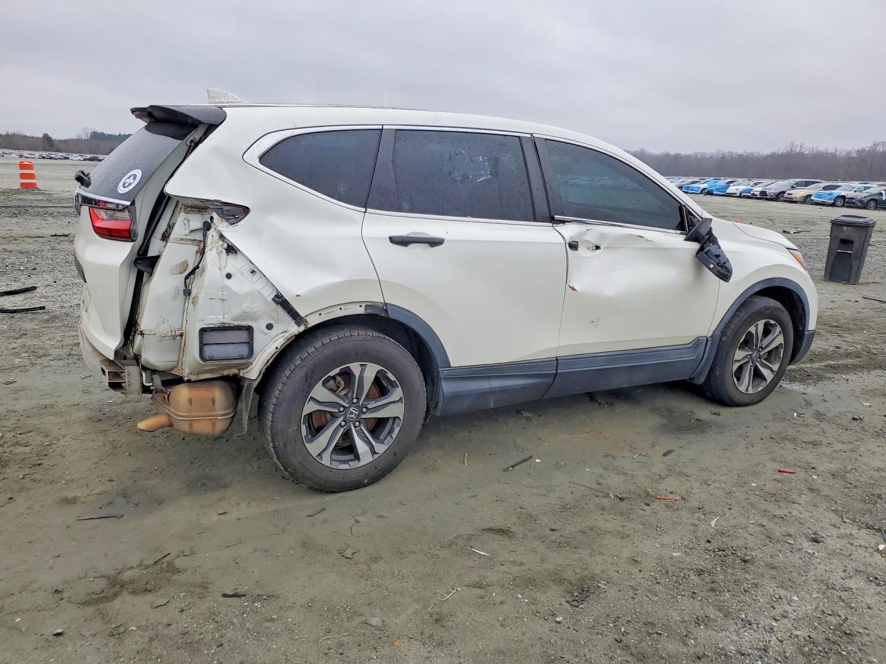 2018 HONDA CR-V LX photo 7