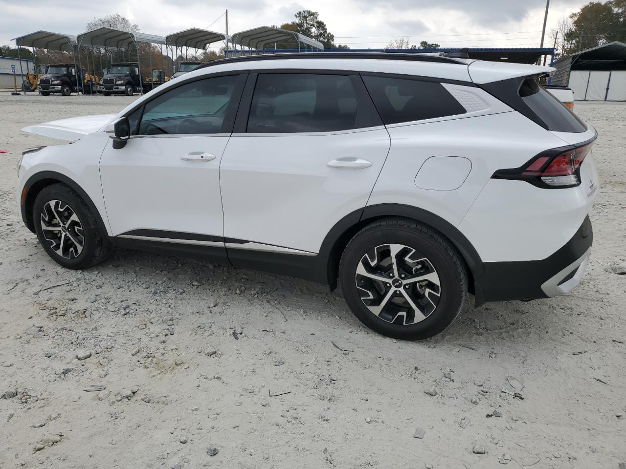 2025 KIA SPORTAGE EX photo 2