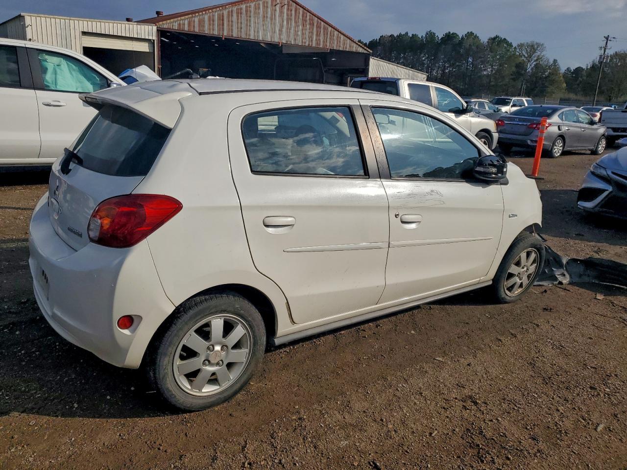 2015 MITSUBISHI MIRAGE ES photo 3