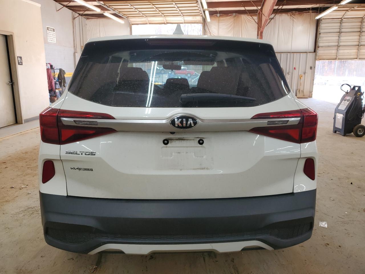 2021 KIA SELTOS LX photo 6