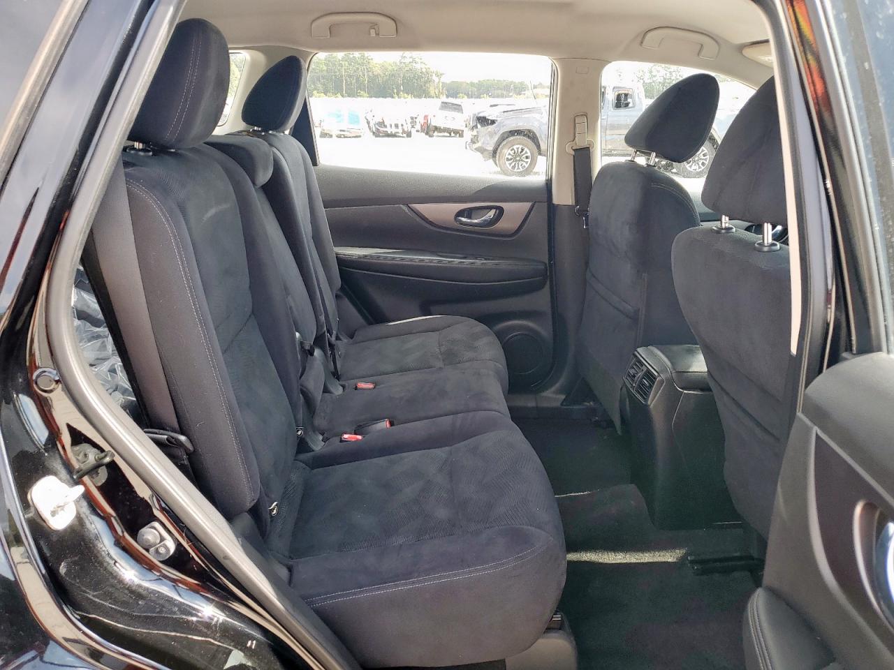 2016 NISSAN ROGUE S photo 21