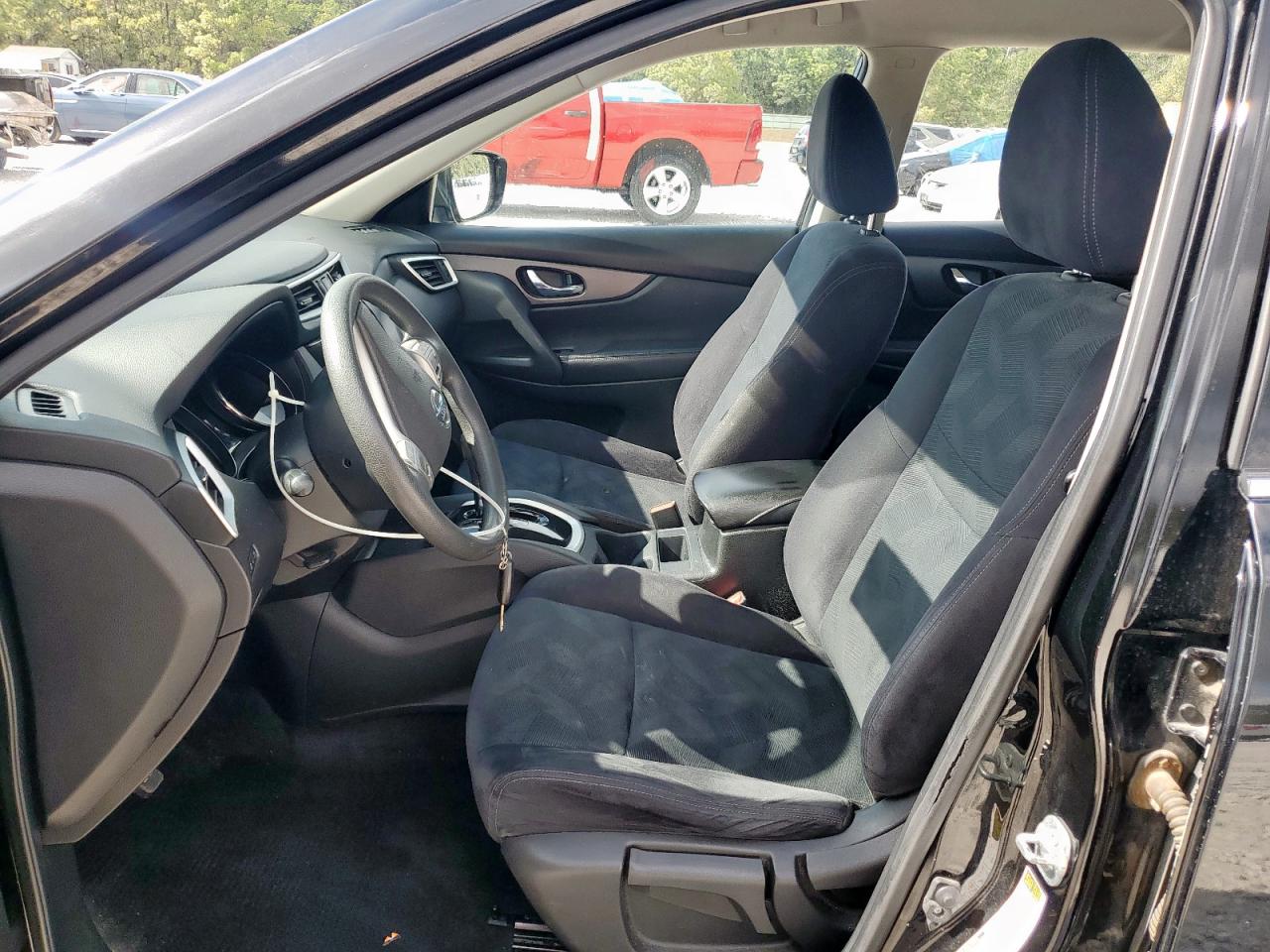 2016 NISSAN ROGUE S photo 13
