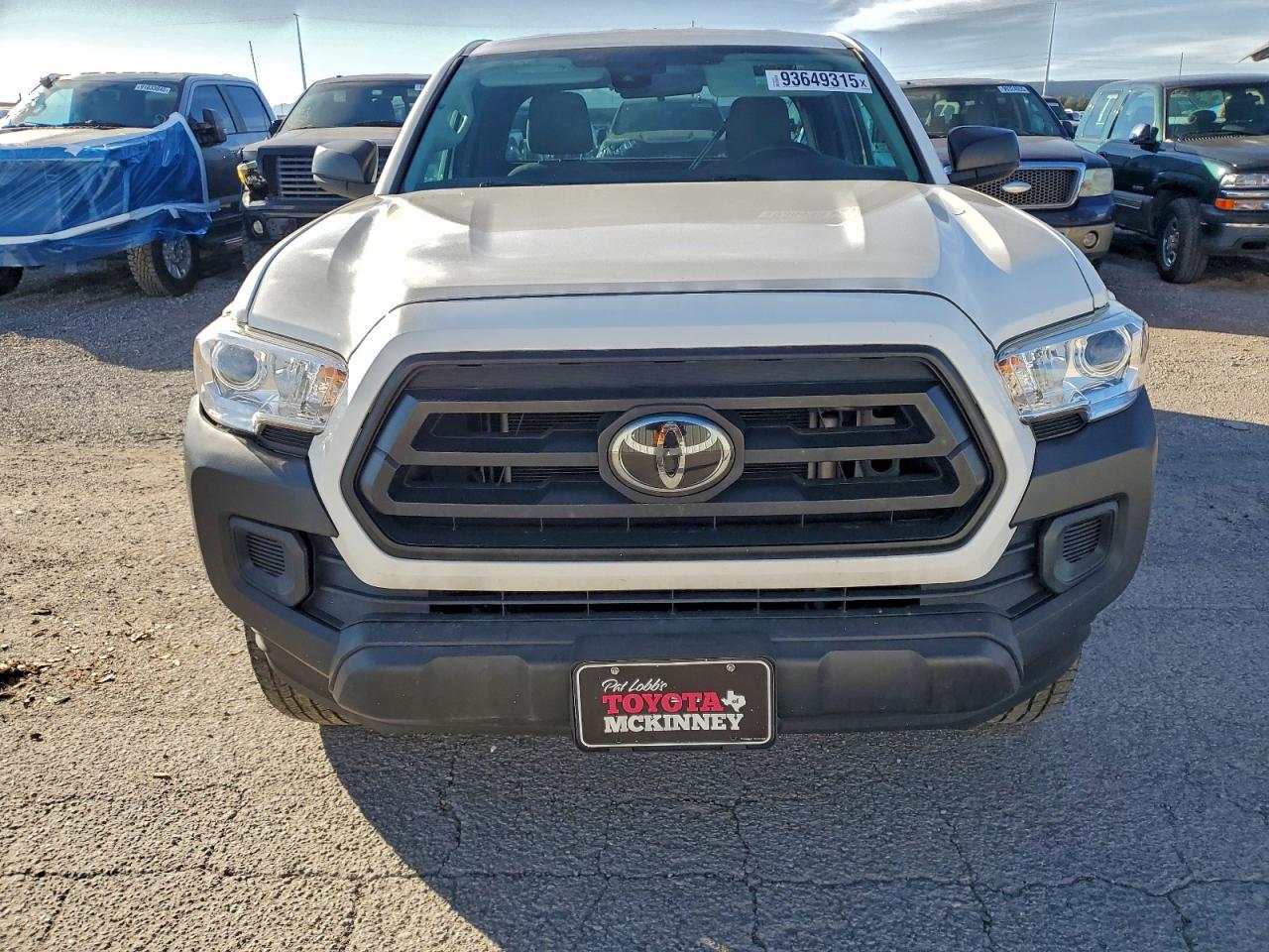 2022 TOYOTA TACOMA SR photo 13