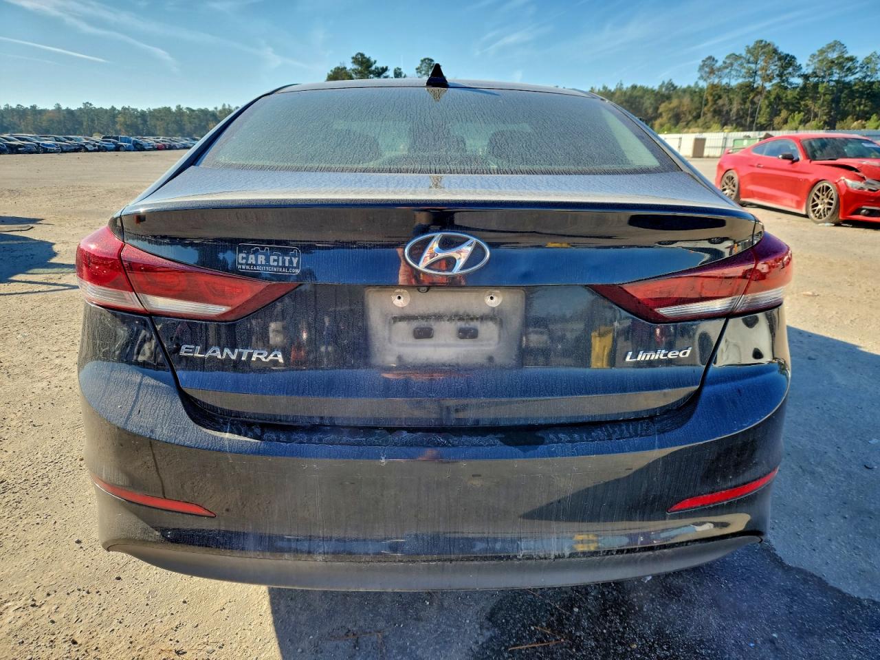 2017 HYUNDAI ELANTRA SE photo 6