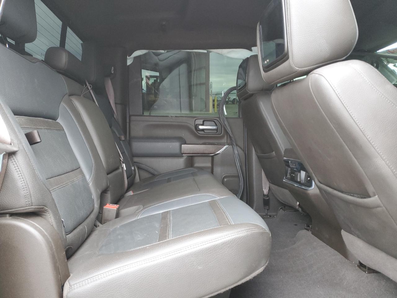 2020 GMC SIERRA K2500 DENALI photo 37