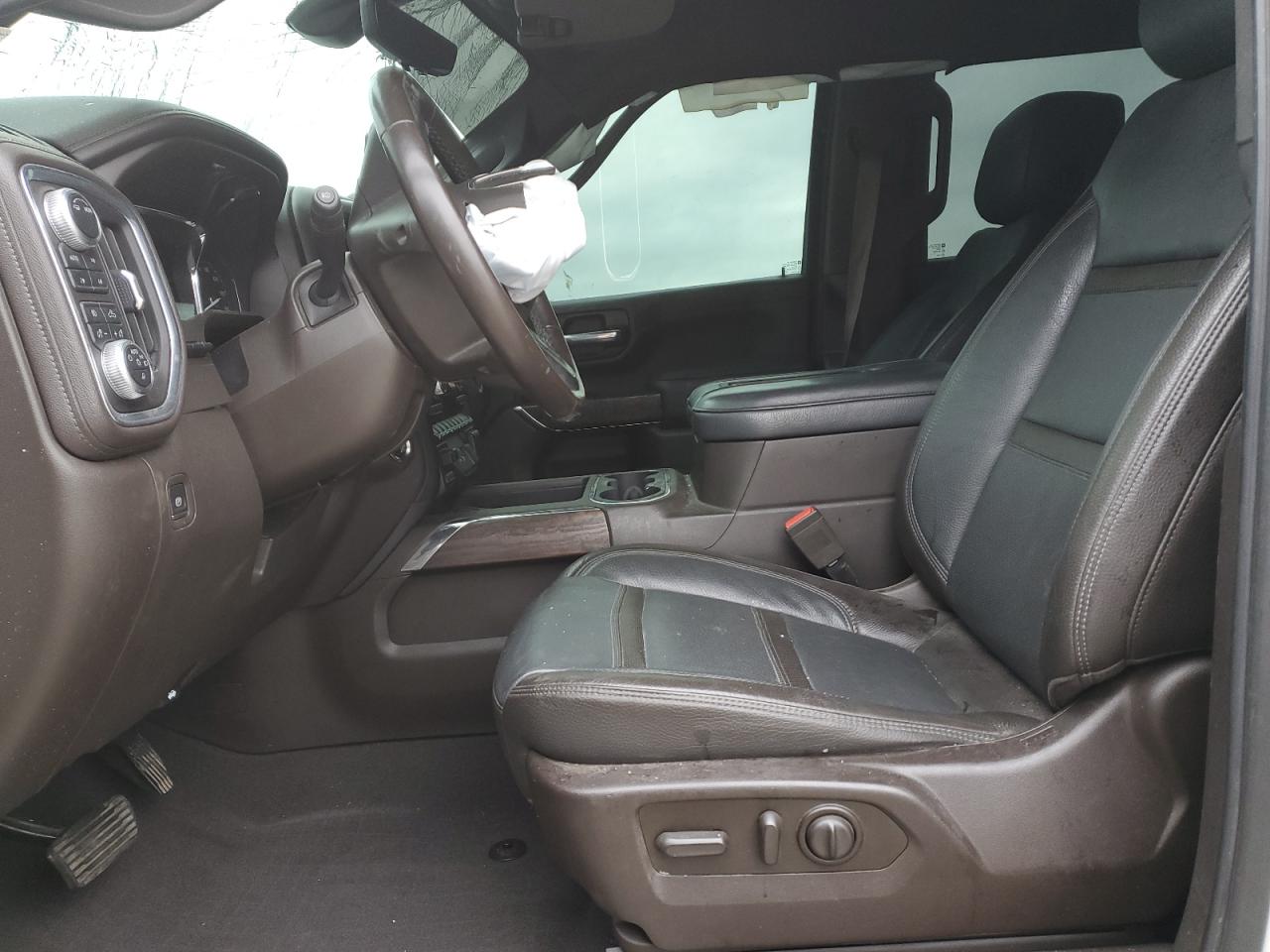 2020 GMC SIERRA K2500 DENALI photo 25