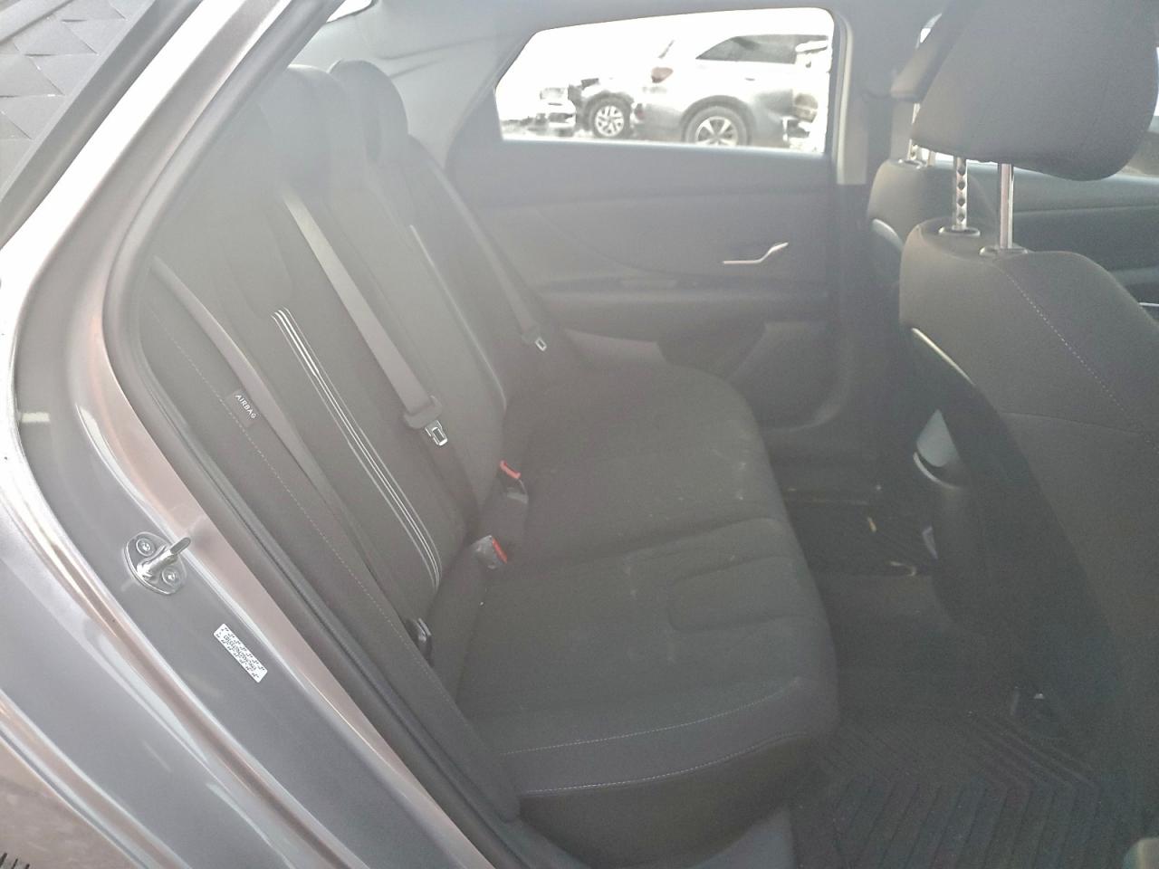 2024 HYUNDAI ELANTRA SEL photo 10