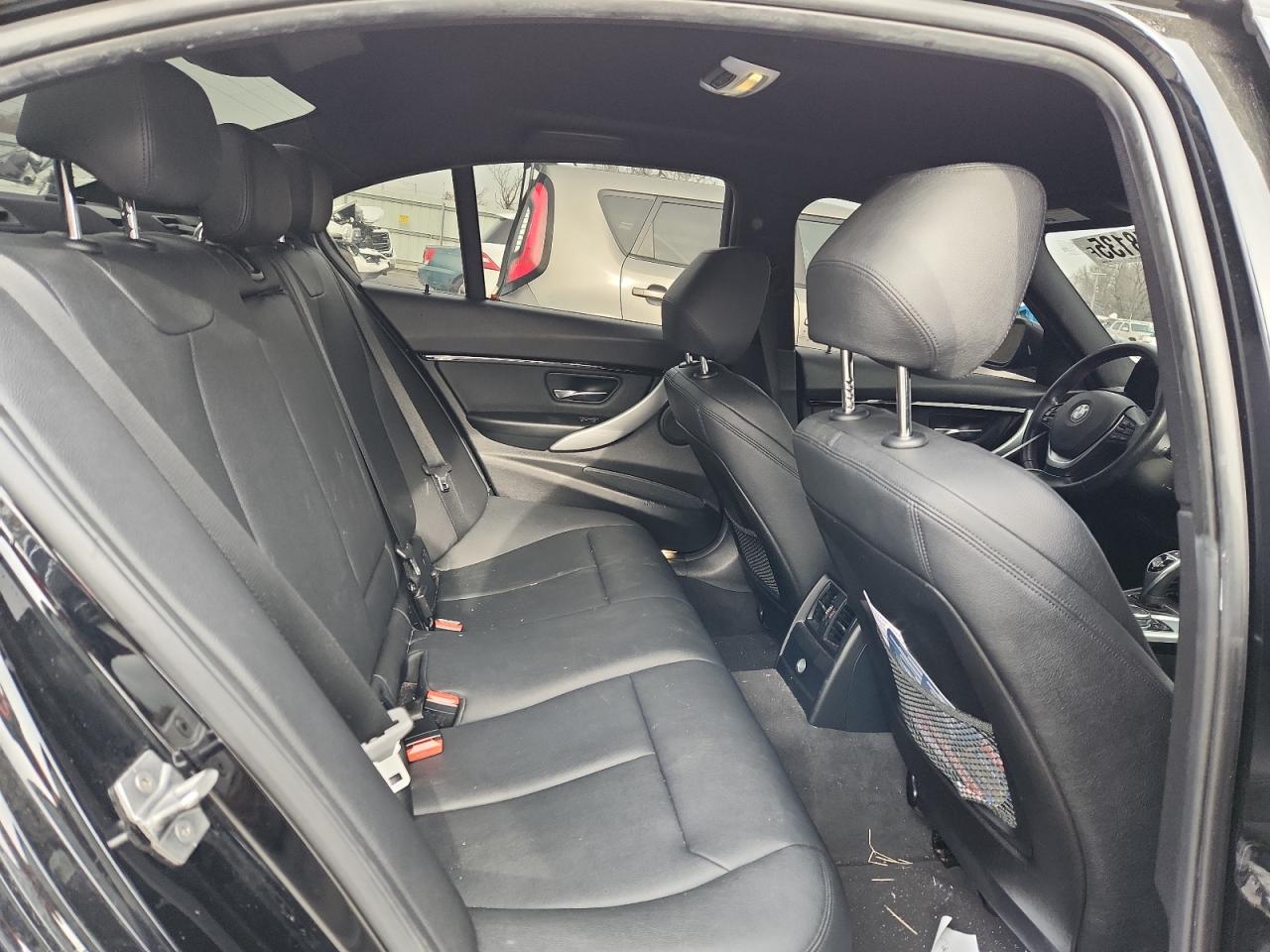 2016 BMW 328 XI SULEV photo 19