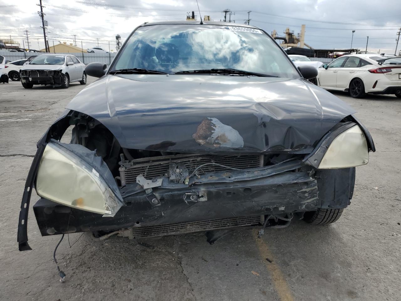 2007 FORD FOCUS ZX4 photo 5