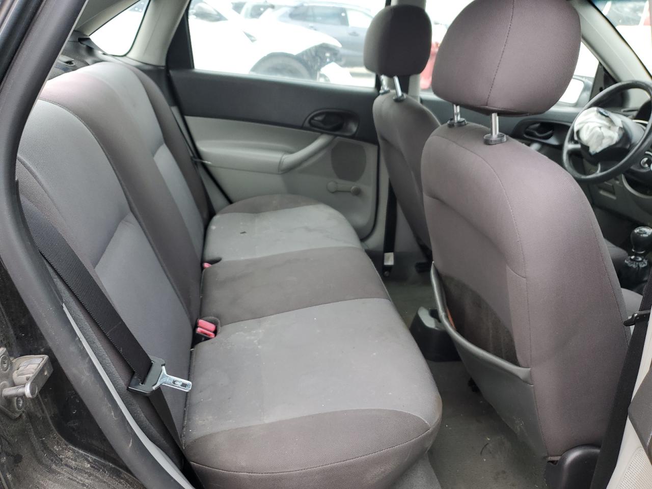 2007 FORD FOCUS ZX4 photo 10