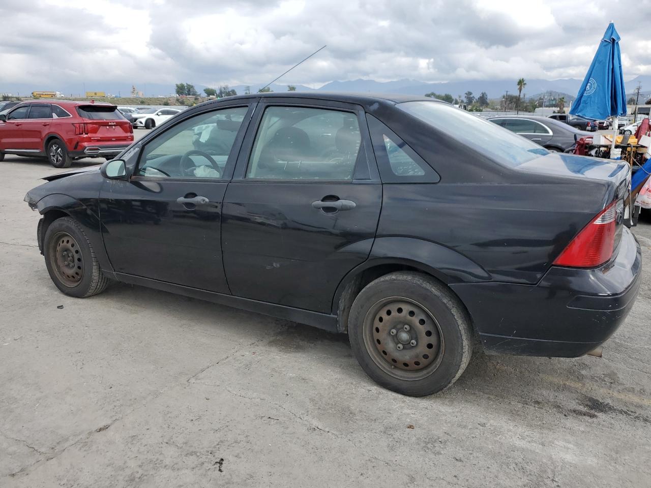 2007 FORD FOCUS ZX4 photo 2