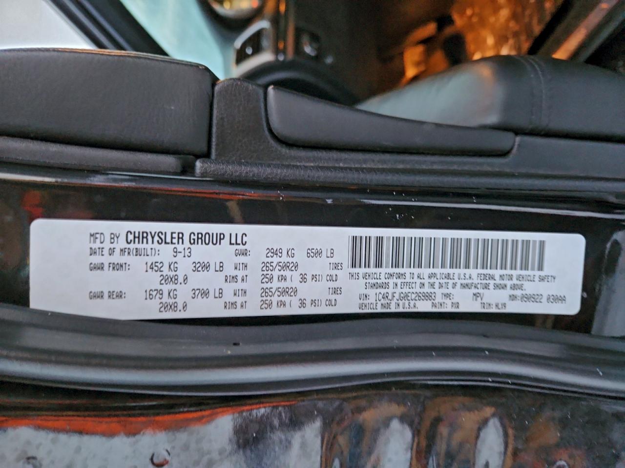 2014 JEEP GRAND CHEROKEE SUMMIT photo 23
