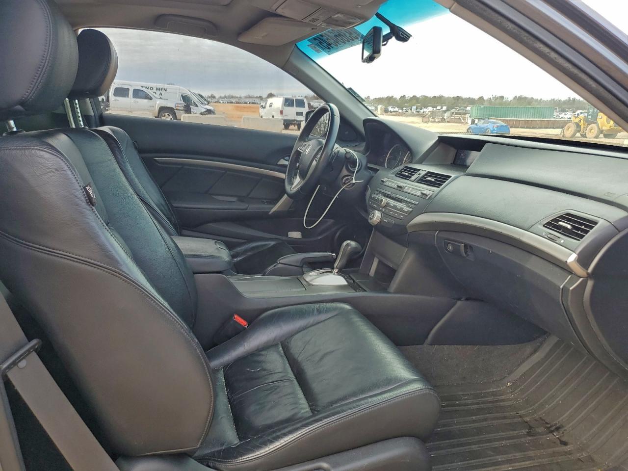 2011 HONDA ACCORD EXL photo 10