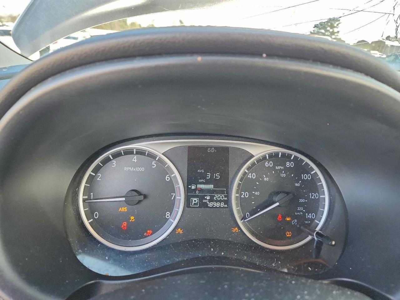 2021 NISSAN KICKS S photo 9