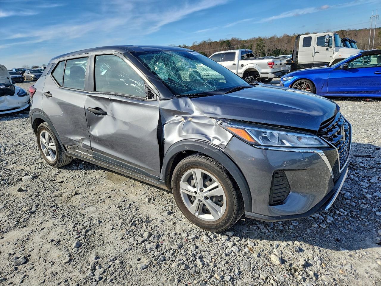 2021 NISSAN KICKS S photo 4