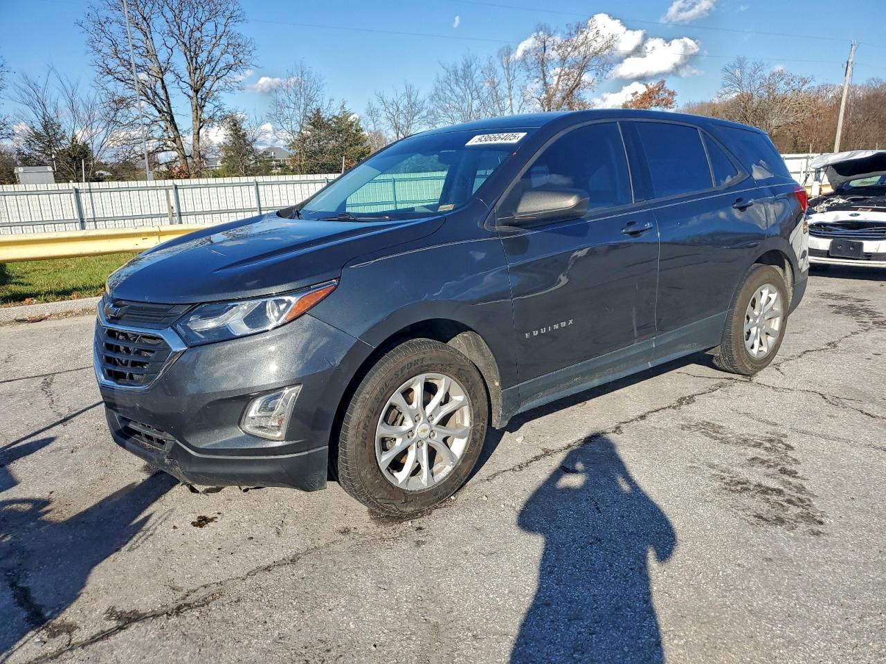 2019 CHEVROLET EQUINOX LS photo 2