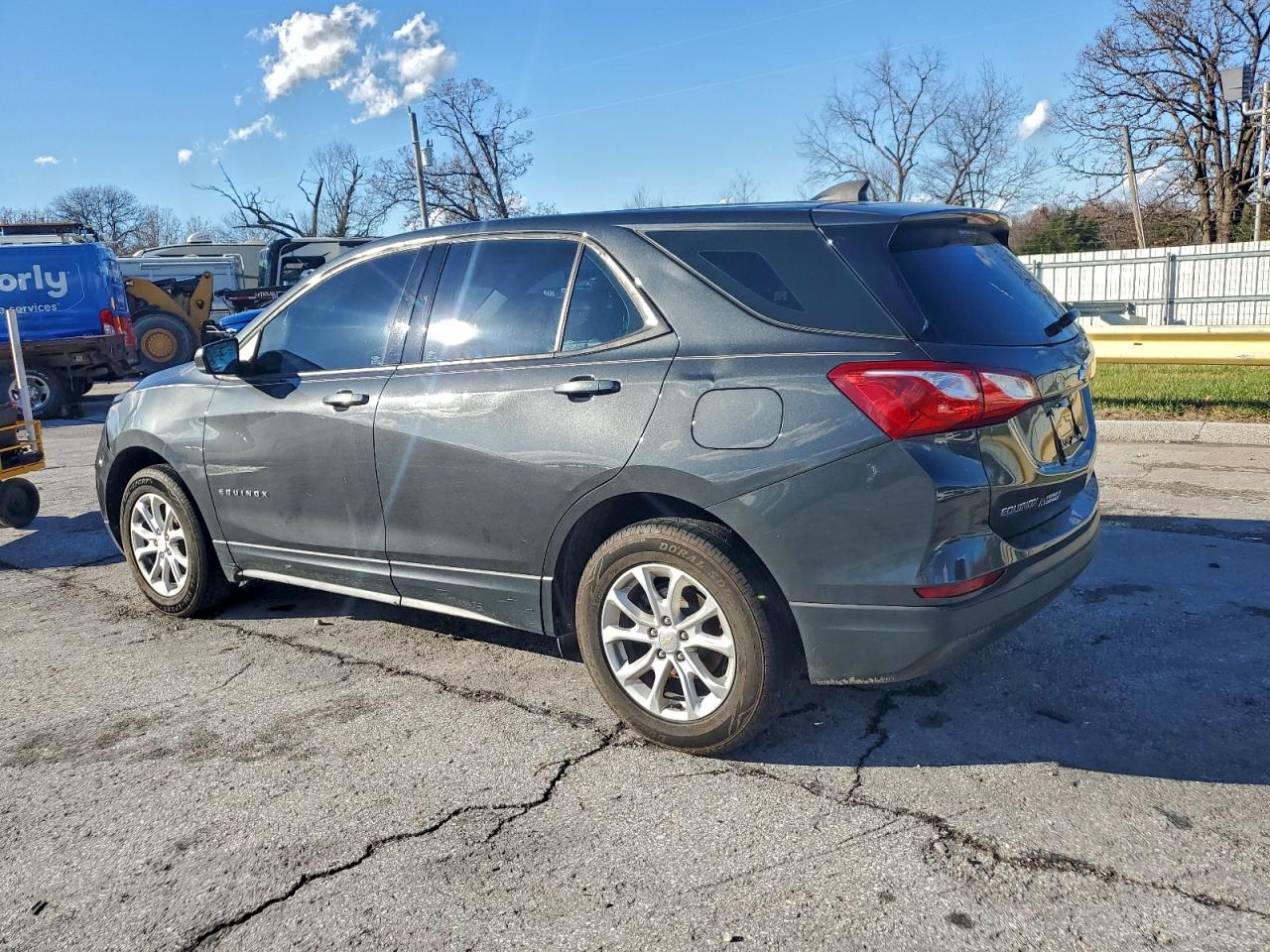 2019 CHEVROLET EQUINOX LS photo 3