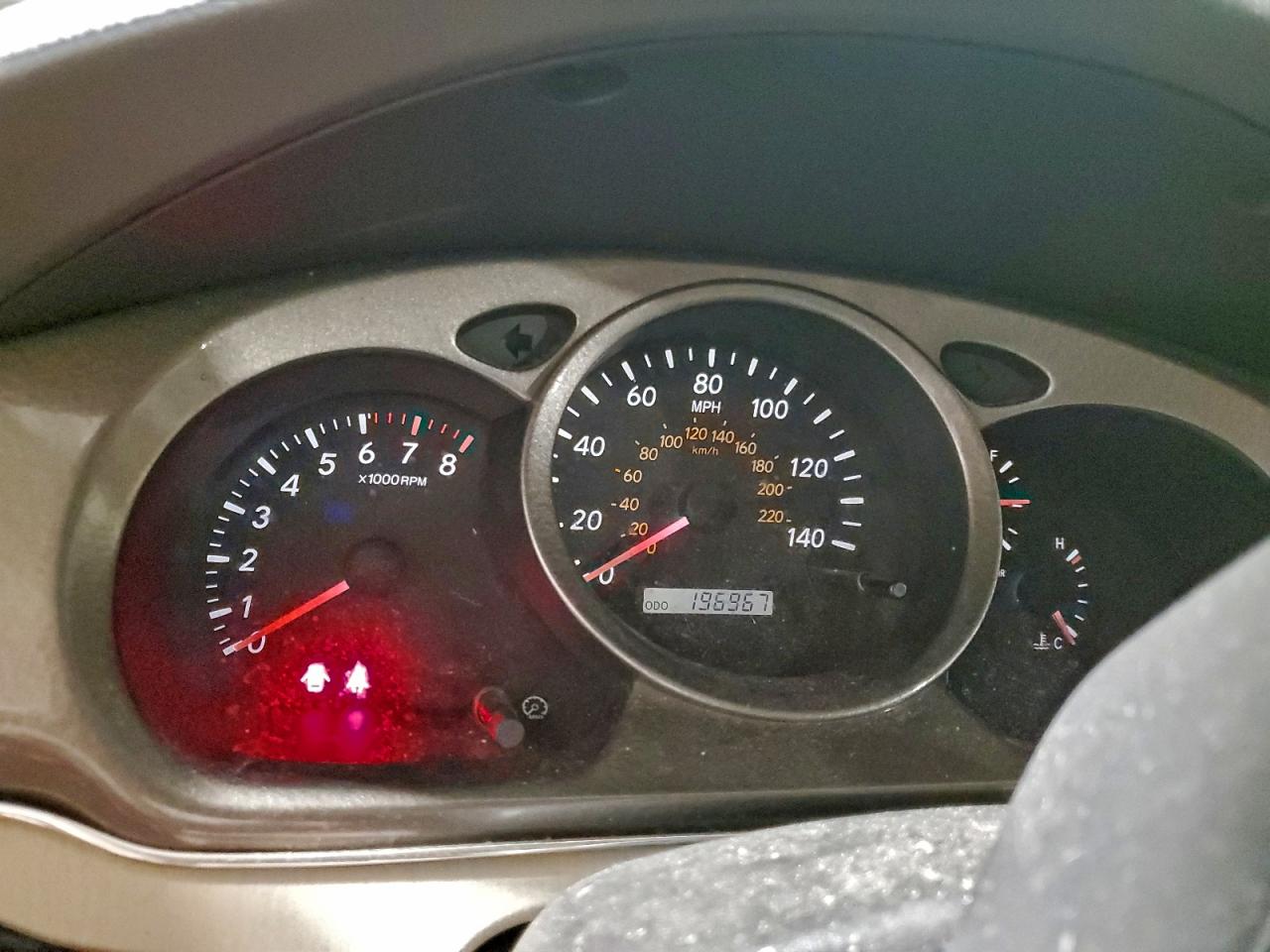 2003 TOYOTA HIGHLANDER LIMITED photo 9