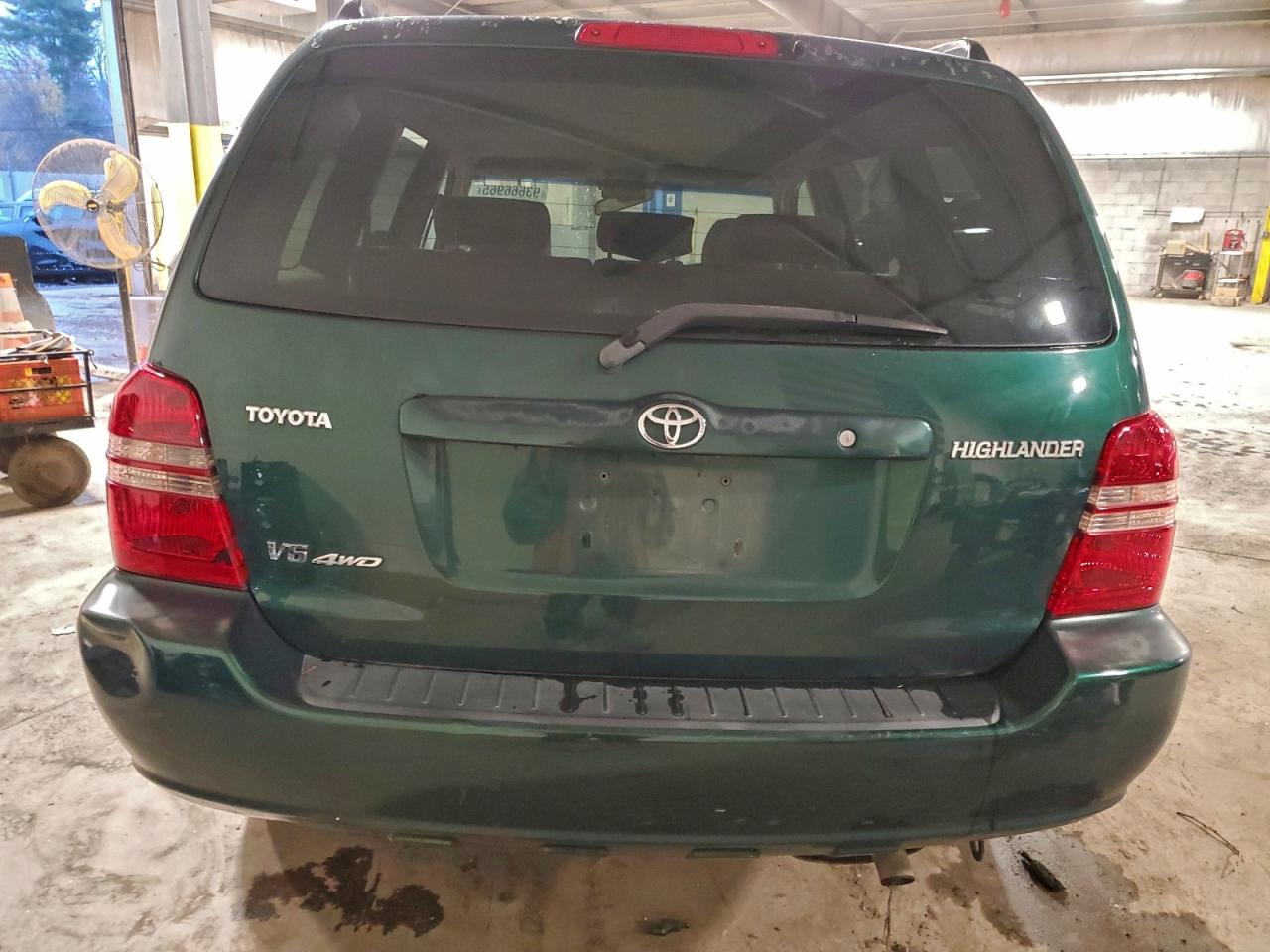 2003 TOYOTA HIGHLANDER LIMITED photo 6