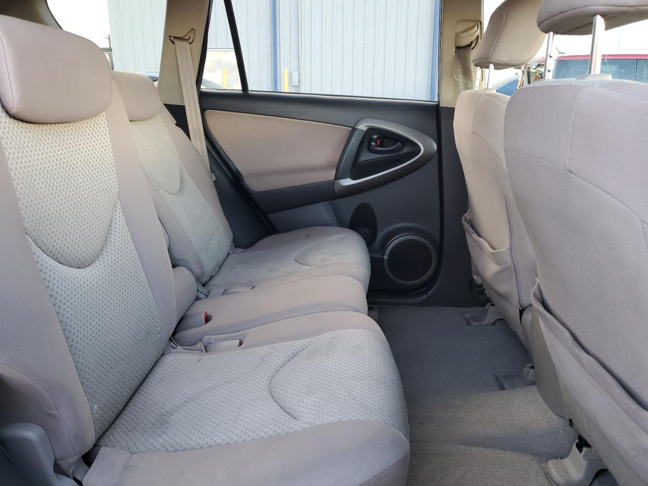 2007 TOYOTA RAV4 BASE photo 31