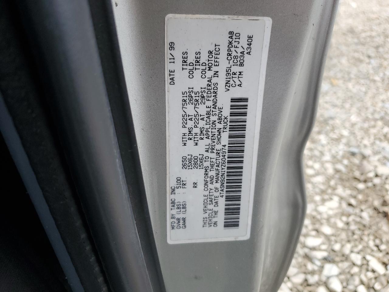 2000 TOYOTA TACOMA XTRACAB PRERUNNER photo 34