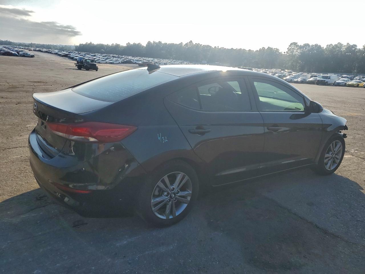 2018 HYUNDAI ELANTRA SEL photo 3