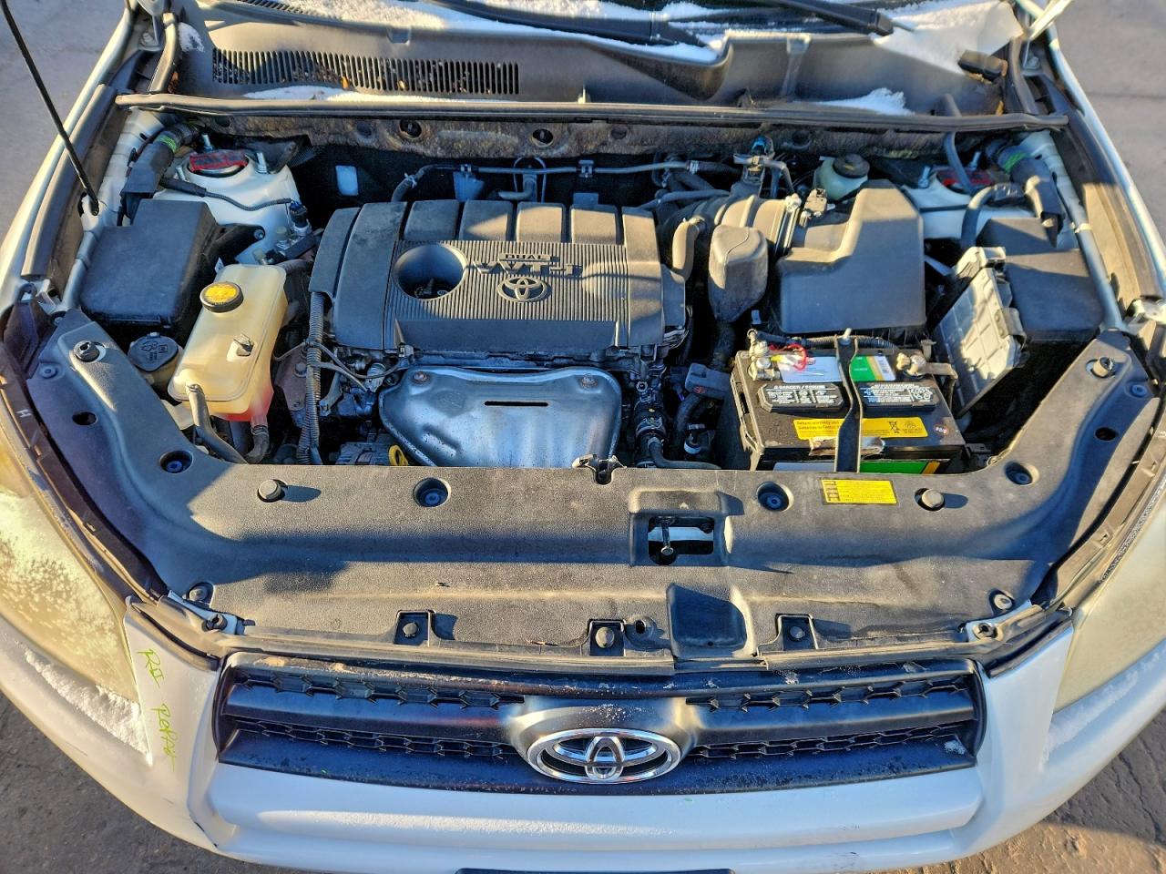 2011 TOYOTA RAV4 BASE photo 34
