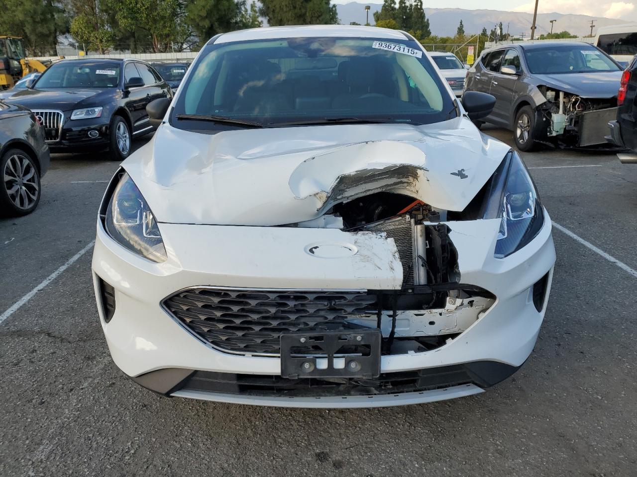 2022 FORD ESCAPE SE photo 5